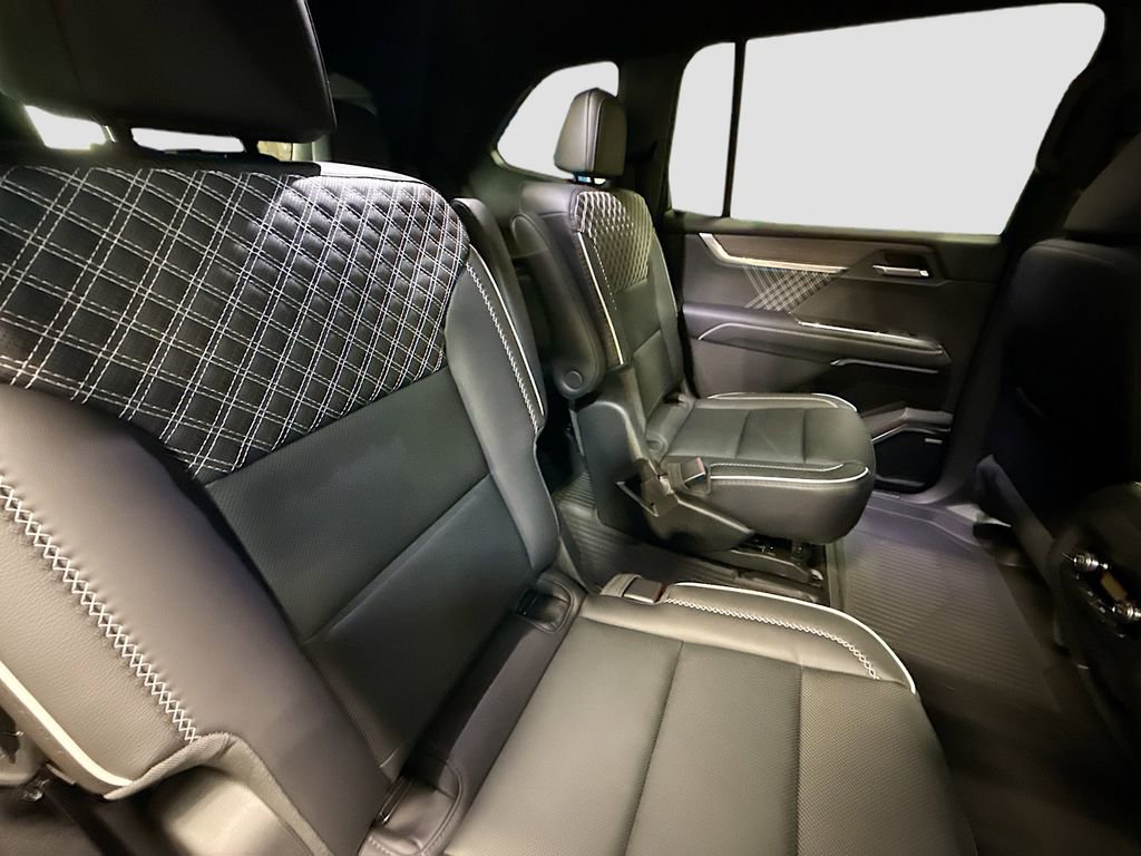 New 2026 GMC Acadia Denali w/ Super Cruise Package image 28