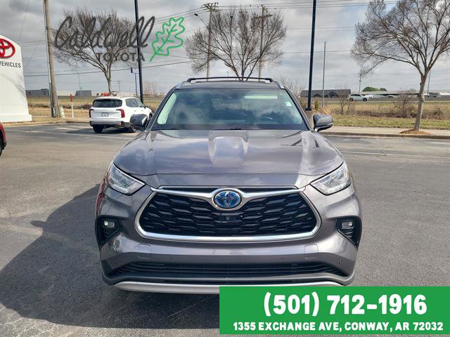 Certified 2021 Toyota Highlander Platinum image 2