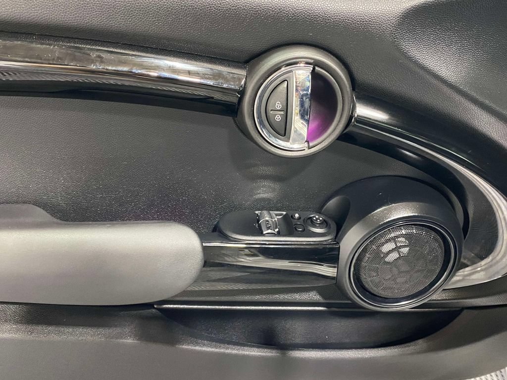 Used 2020 MINI Cooper John Cooper Works w/ Premium Package FWD image 17