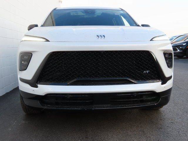 New 2025 Buick Enclave Sport Touring w/ Super Cruise Package image 6