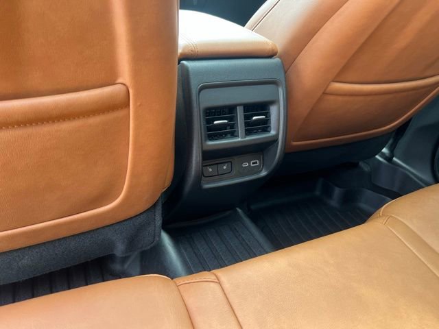 Used 2023 Cadillac XT4 Sport image 16