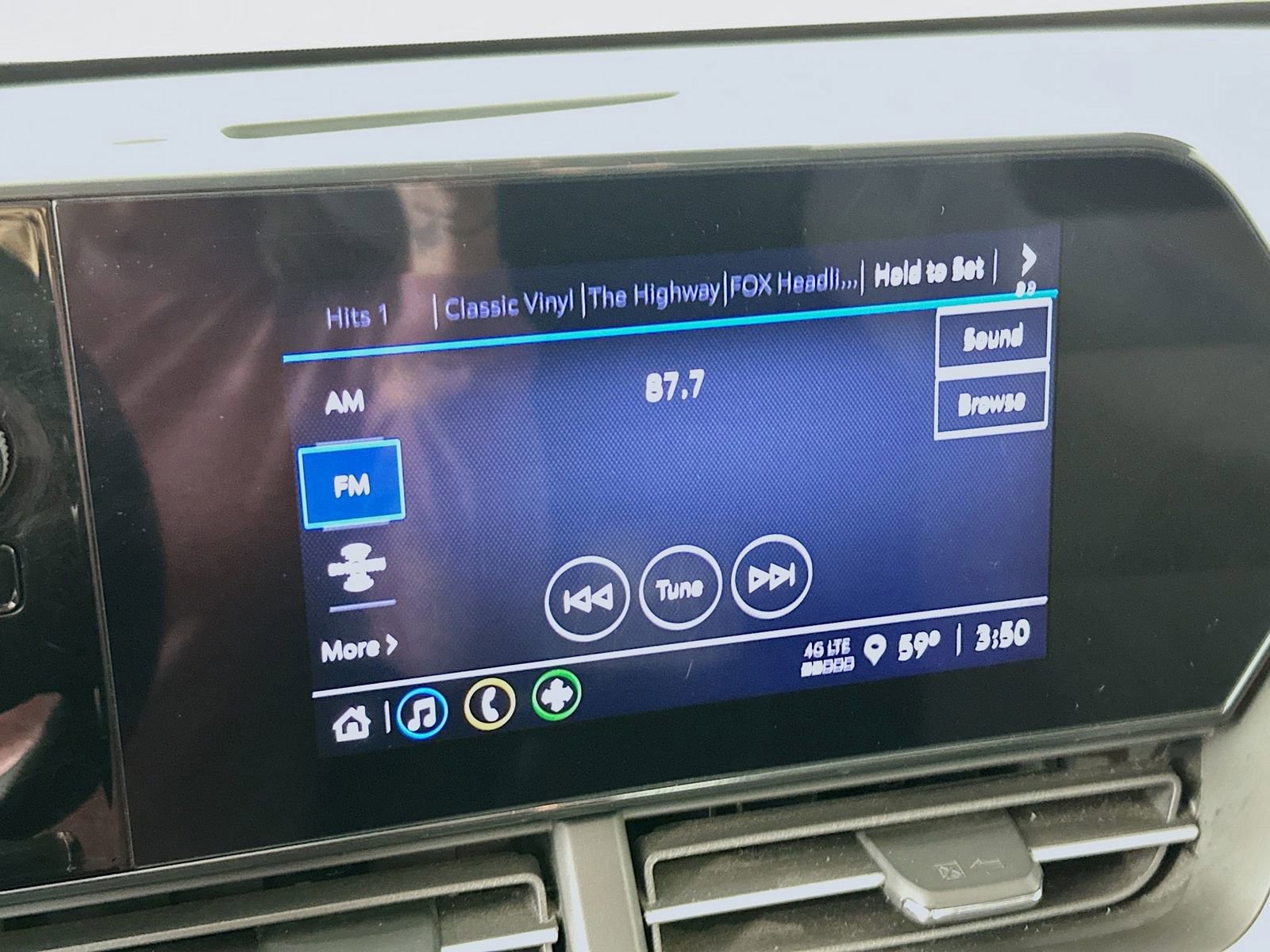 Used 2024 Chevrolet Trax LS FWD image 16