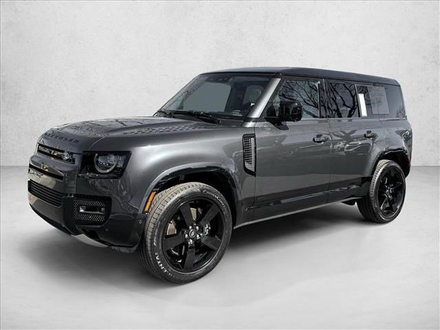 Used 2025 Land Rover Defender 110 V8 video 1