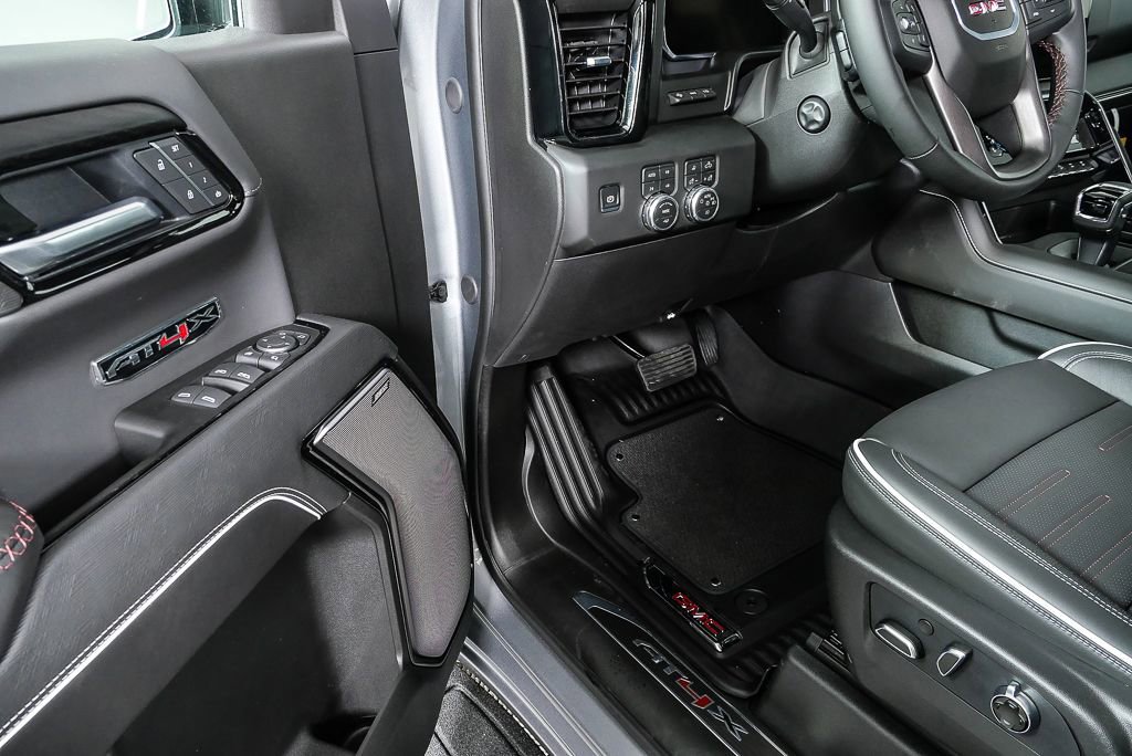 New 2026 GMC Sierra 1500 AT4X image 8