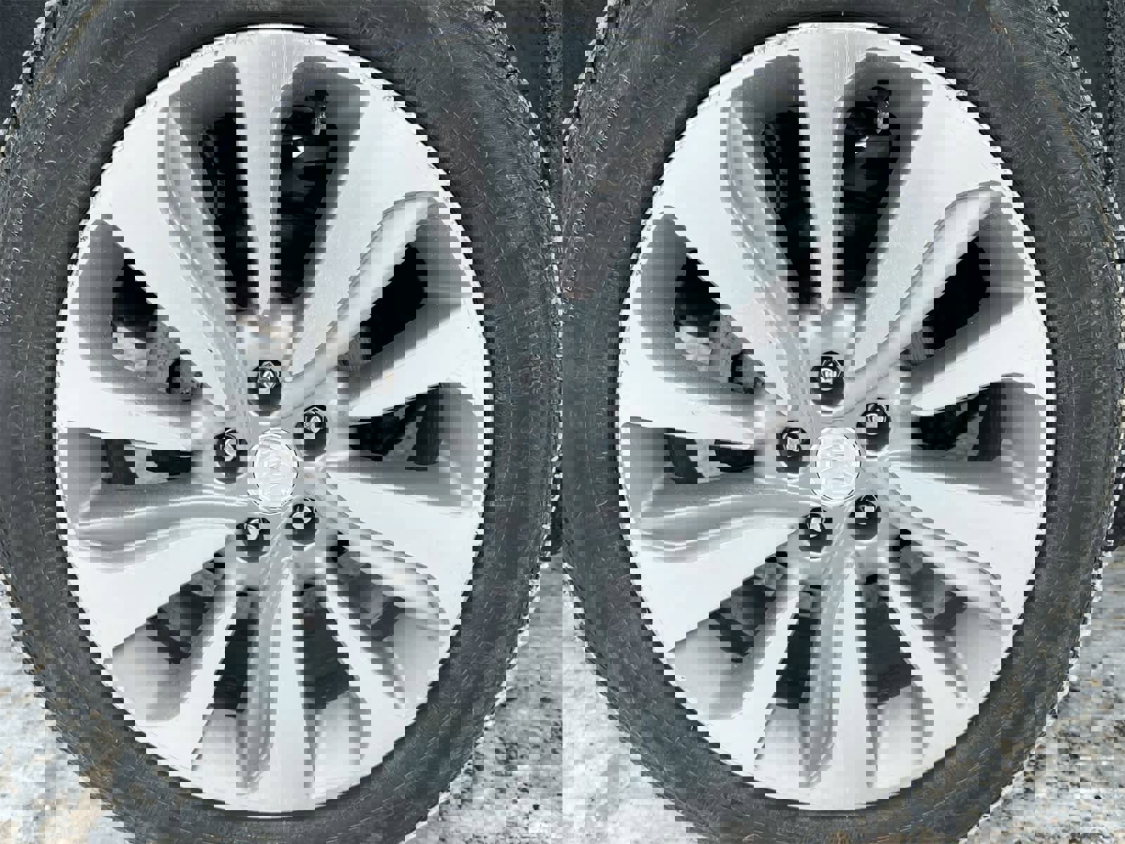 Used 2018 Buick Encore Preferred image 14