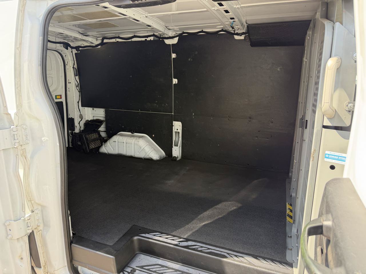 Used 2018 Ford Transit 250 130 Low Roof RWD image 30