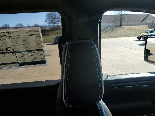 New 2026 GMC Sierra 2500 AT4X image 16