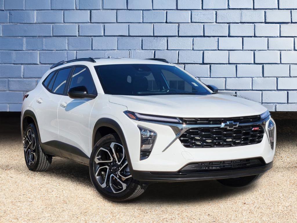 Used 2025 Chevrolet Trax RS w/ Driver Confidence Package