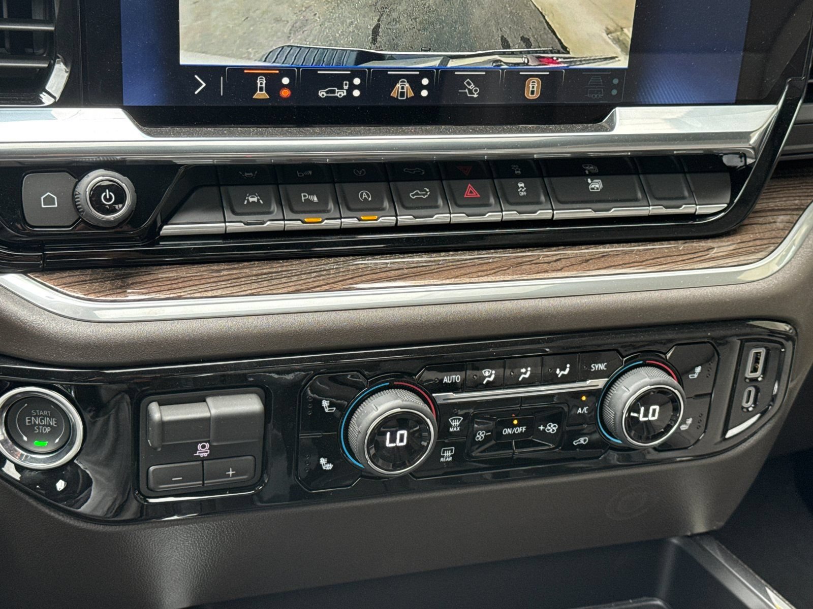 New 2026 Chevrolet Silverado 1500 RST w/ RST All Star Premium Package AWD/4WD image 24