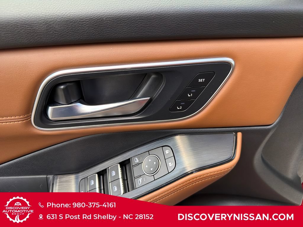 Certified 2026 Nissan Rogue Platinum w/ Platinum Premium Package AWD/4WD image 11