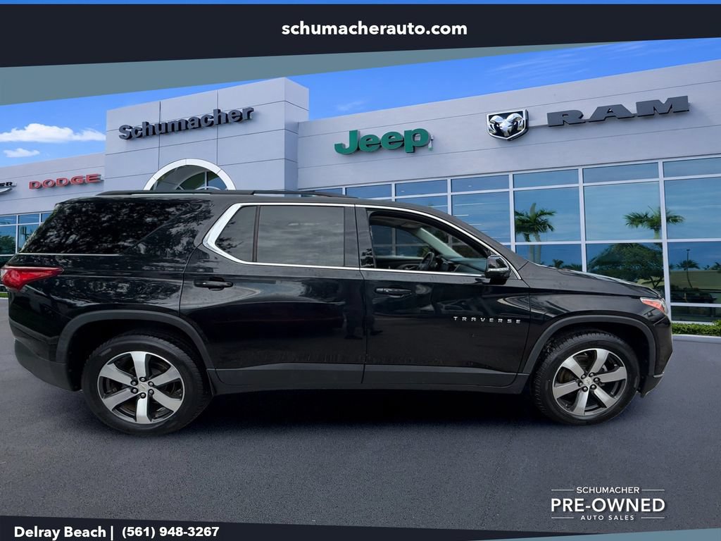 Used 2019 Chevrolet Traverse LT w/ LT Premium Package AWD/4WD image 8