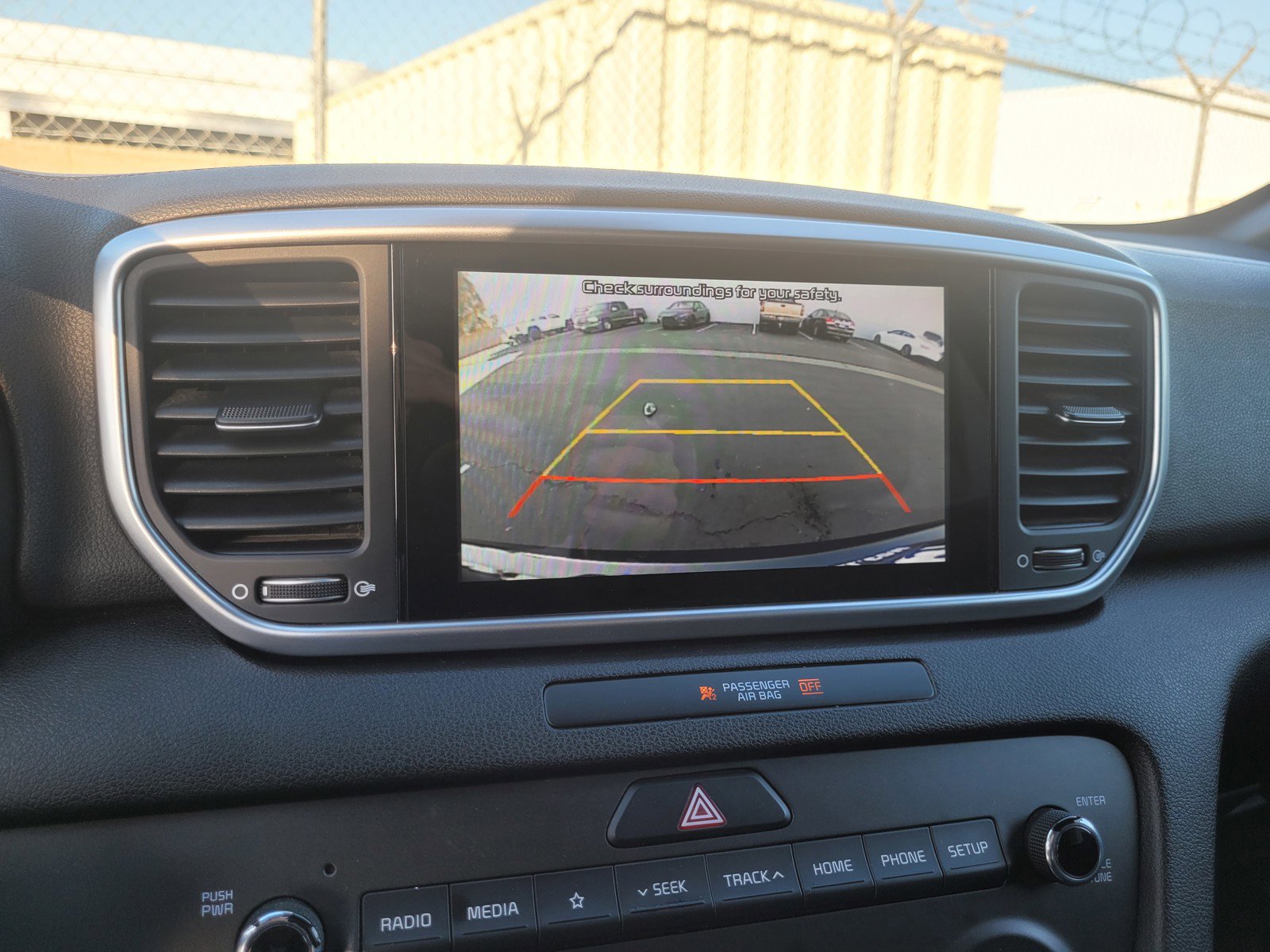 Used 2020 Kia Sportage S image 17