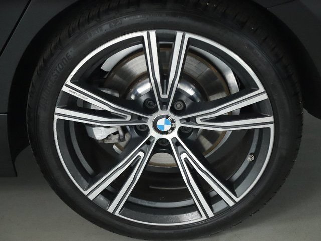Used 2023 BMW 330i xDrive Sedan w/ Premium Package AWD/4WD image 40