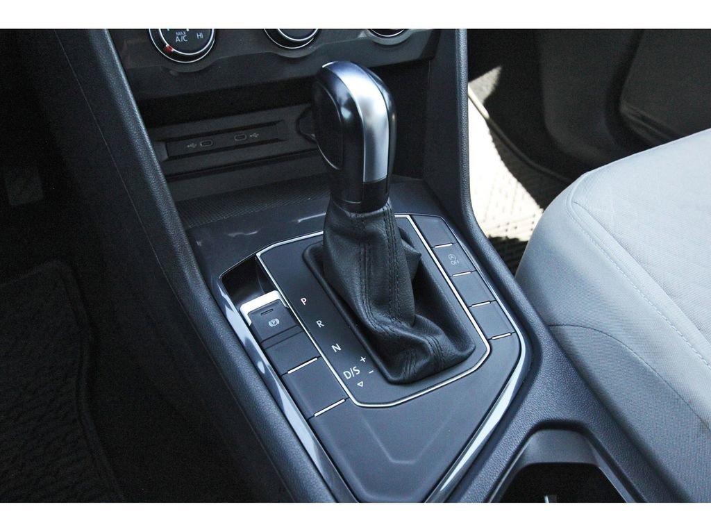 Used 2021 Volkswagen Tiguan S FWD image 32