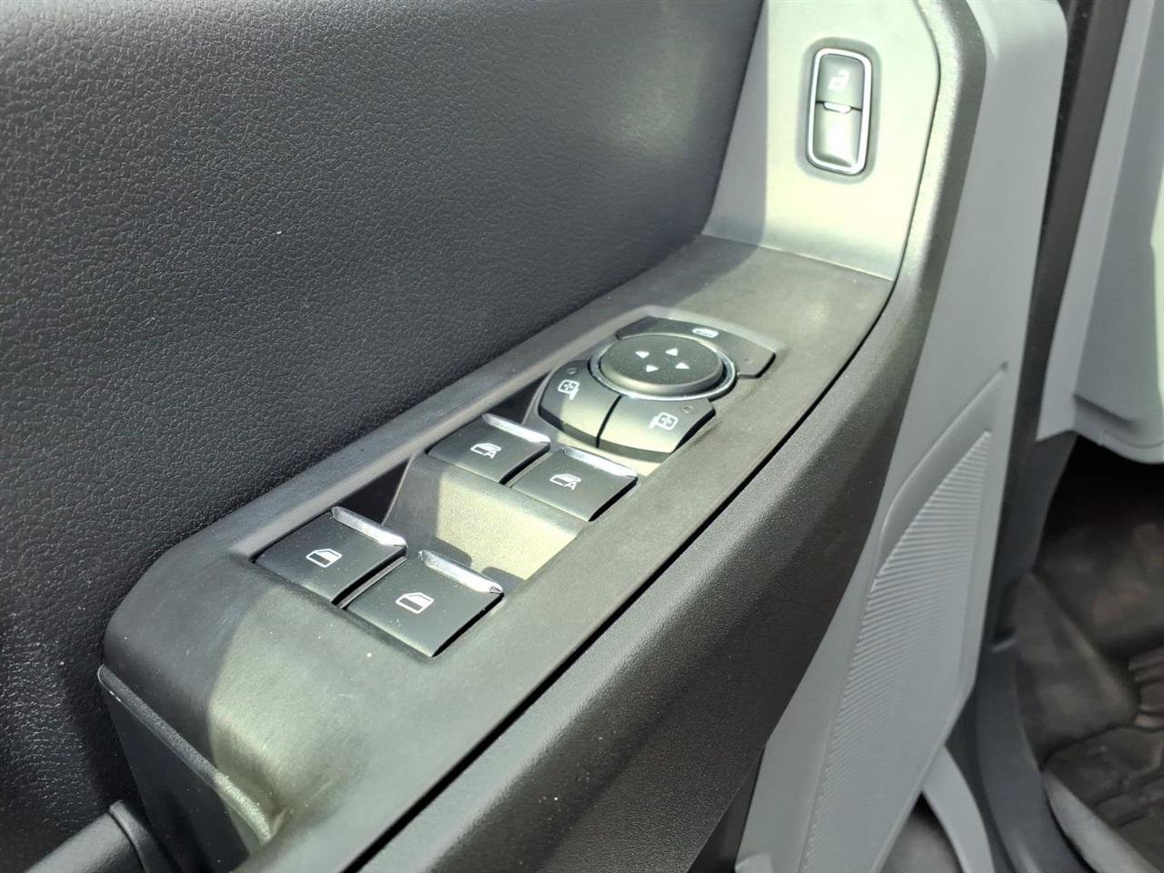 Used 2023 Ford F250 XL w/ XL Chrome Package AWD/4WD image 19