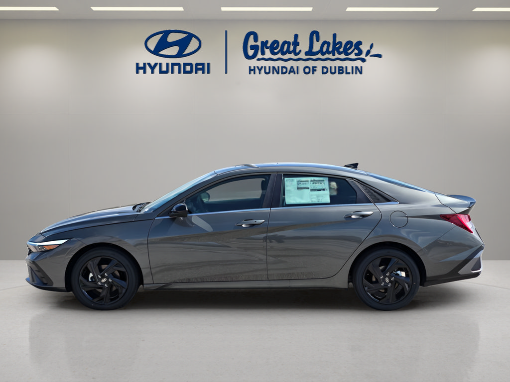 New 2026 Hyundai Elantra SEL Sport Premium FWD image 2