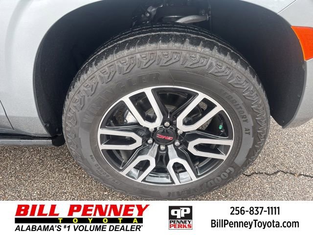 Used 2024 GMC Yukon XL AT4 w/ AT4 Premium Plus Package image 13