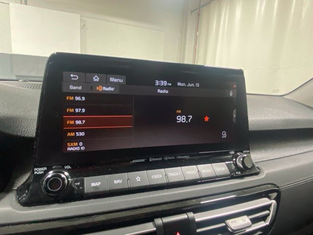 Used 2021 Kia Seltos SX w/ SX Sunroof Package AWD/4WD image 21