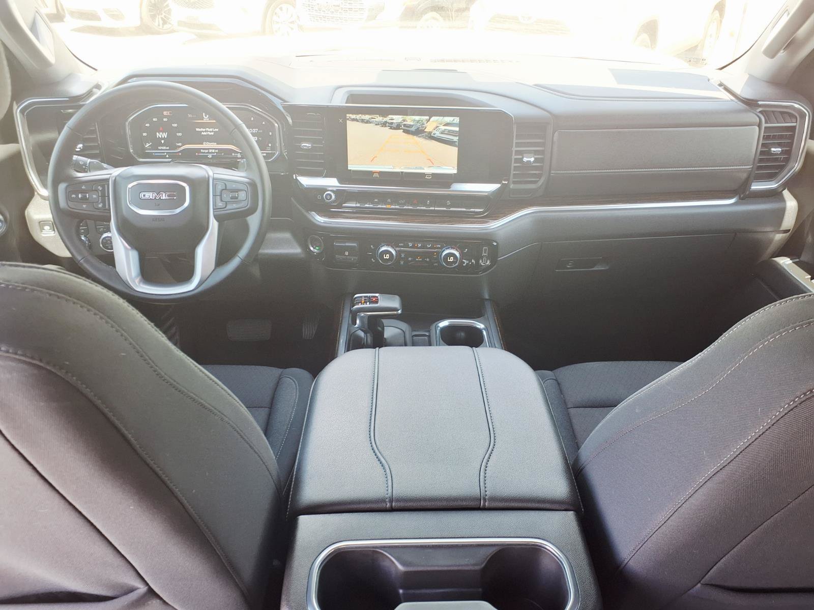 Used 2025 GMC Sierra 1500 Elevation w/ X31 Off-Road Package AWD/4WD image 17