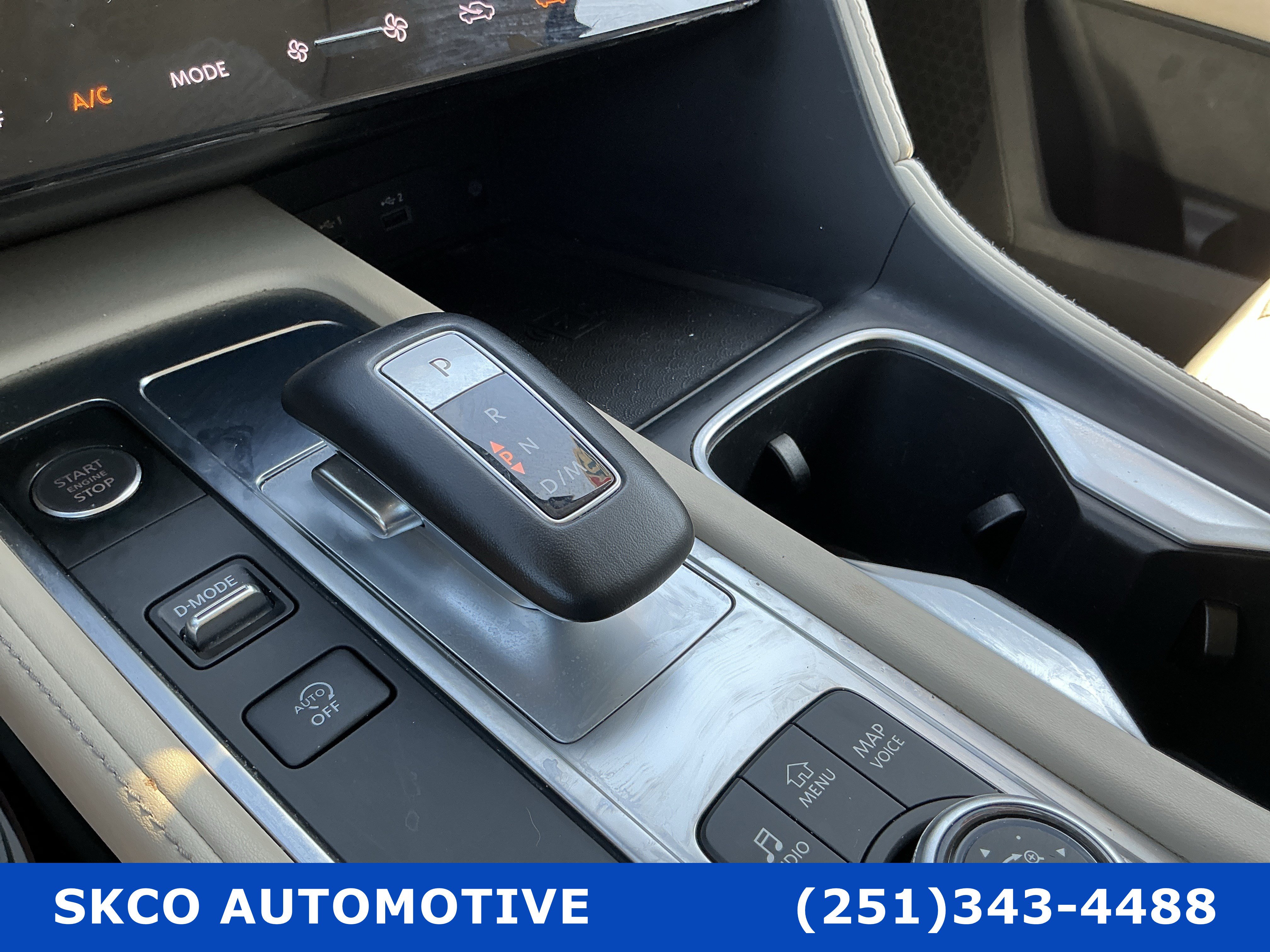 Used 2023 INFINITI QX60 Luxe w/ Cargo Package FWD image 23