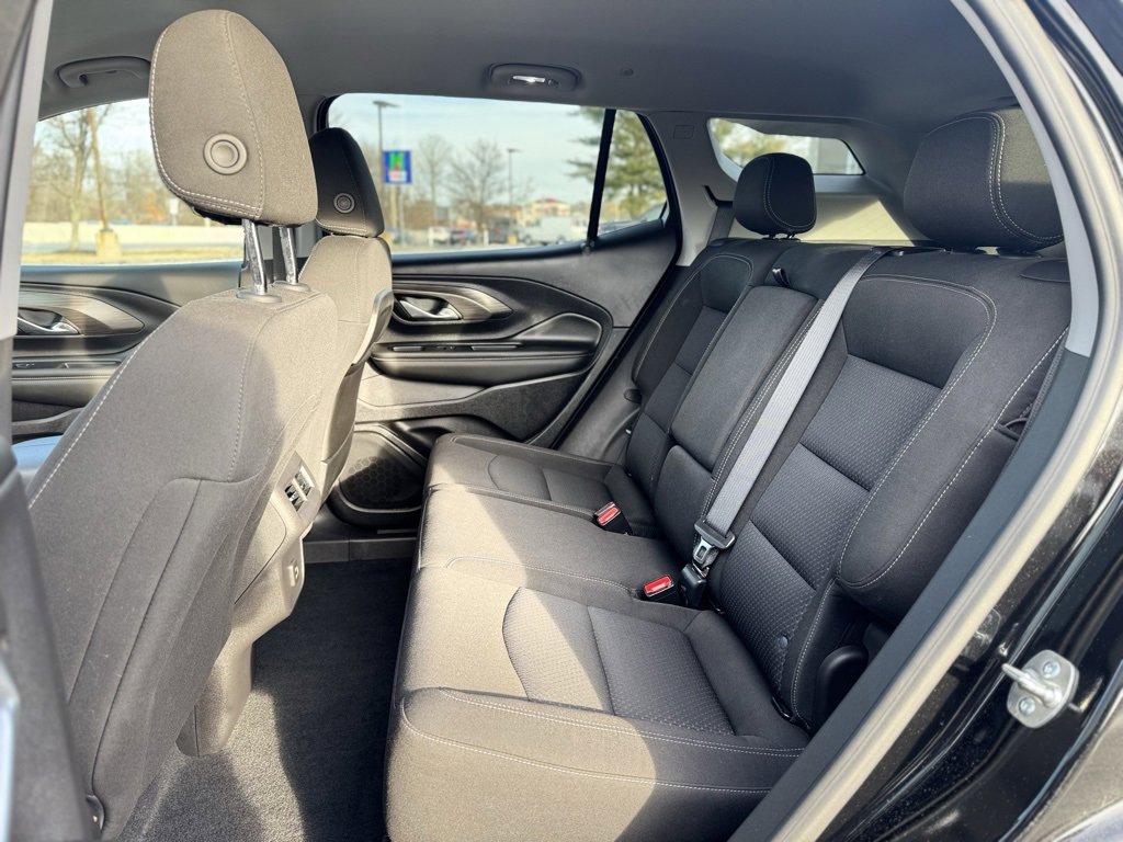 Used 2024 GMC Terrain SLE image 26