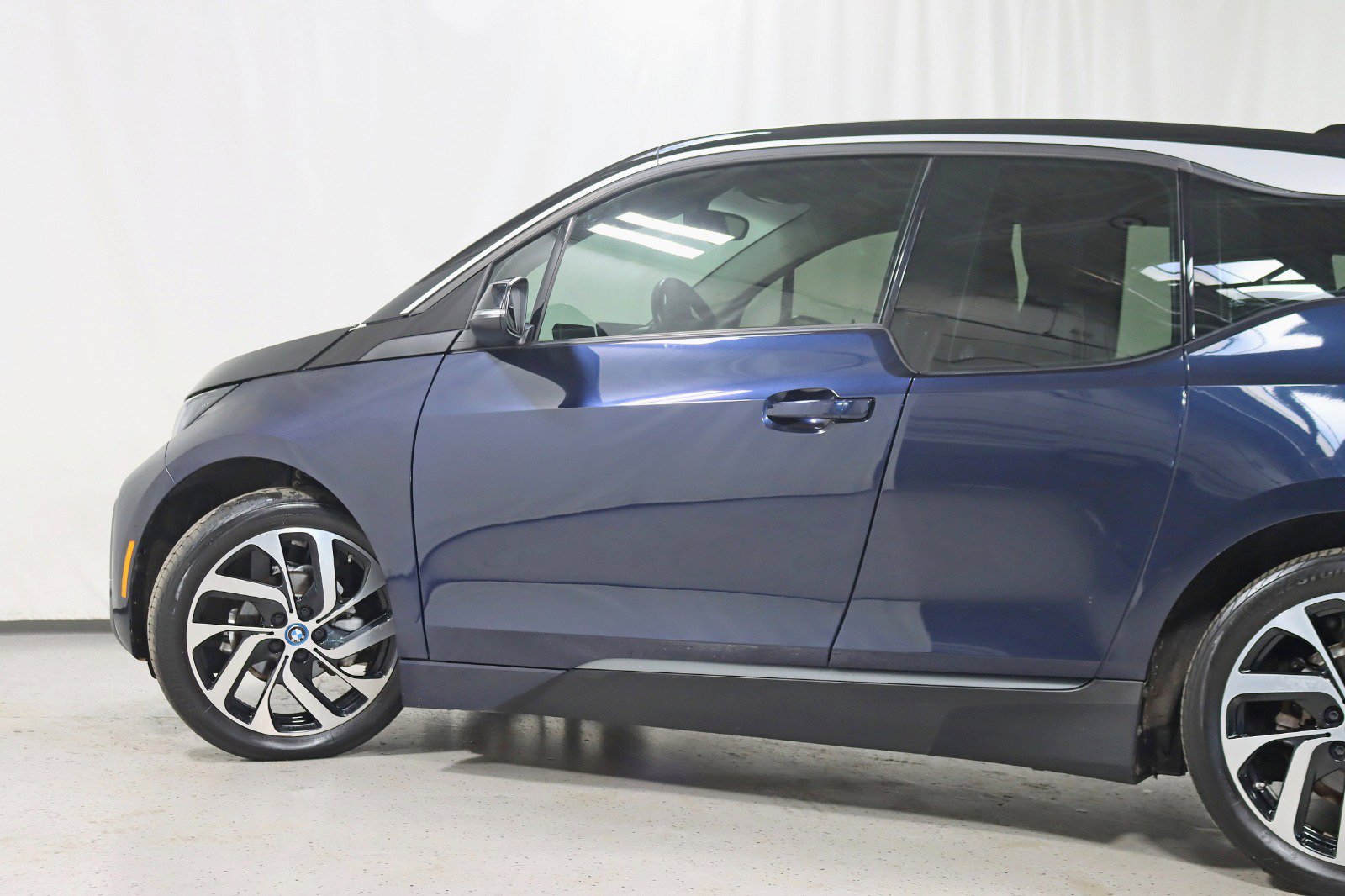 Used 2020 BMW i3 image 11