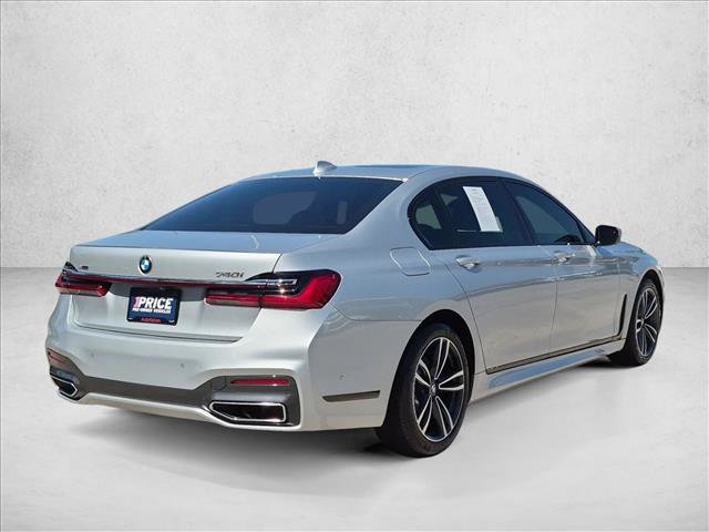 Used 2020 BMW 740i xDrive w/ M Sport Package AWD/4WD image 5