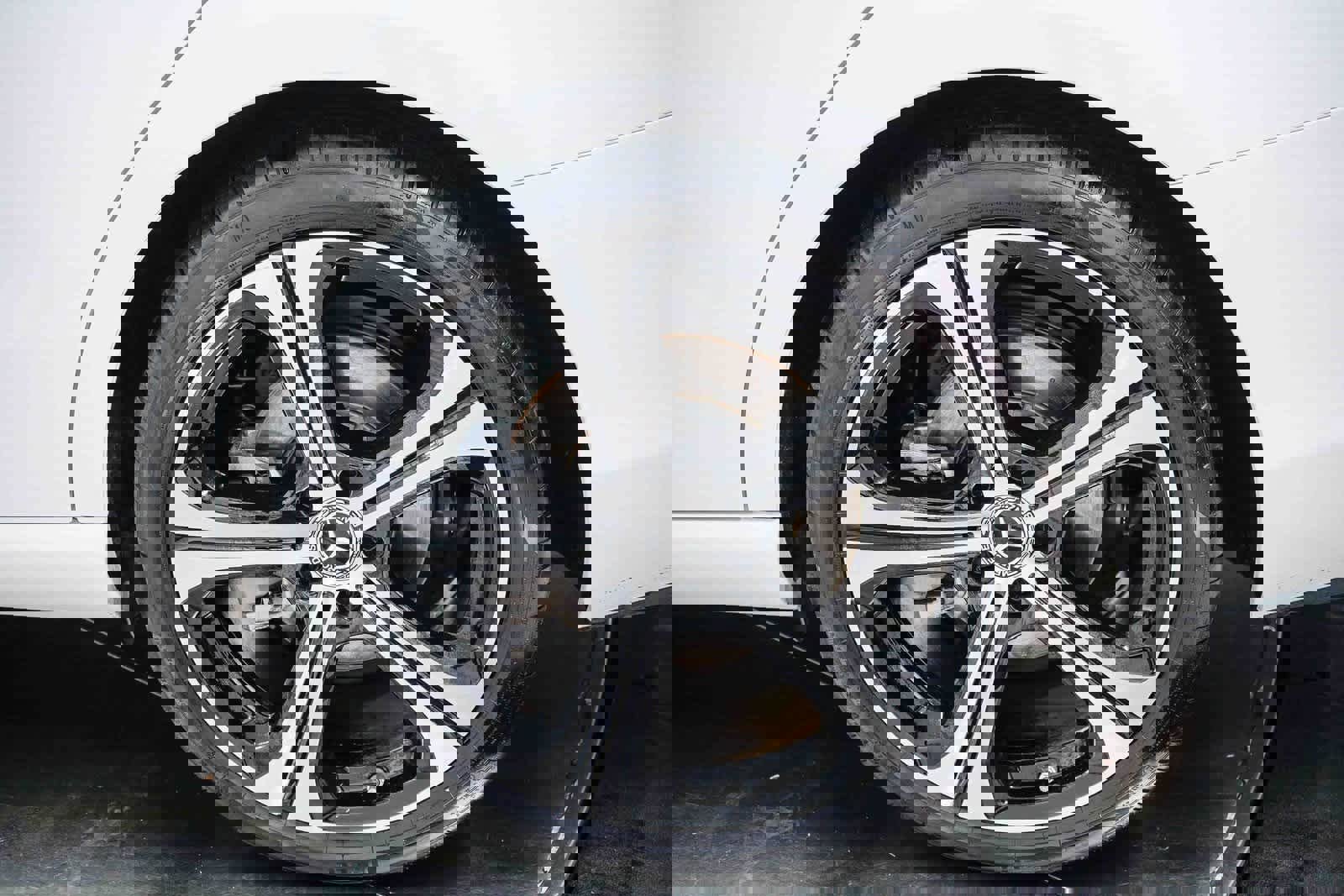 Used 2025 Mercedes-Benz C 300 Sedan image 10