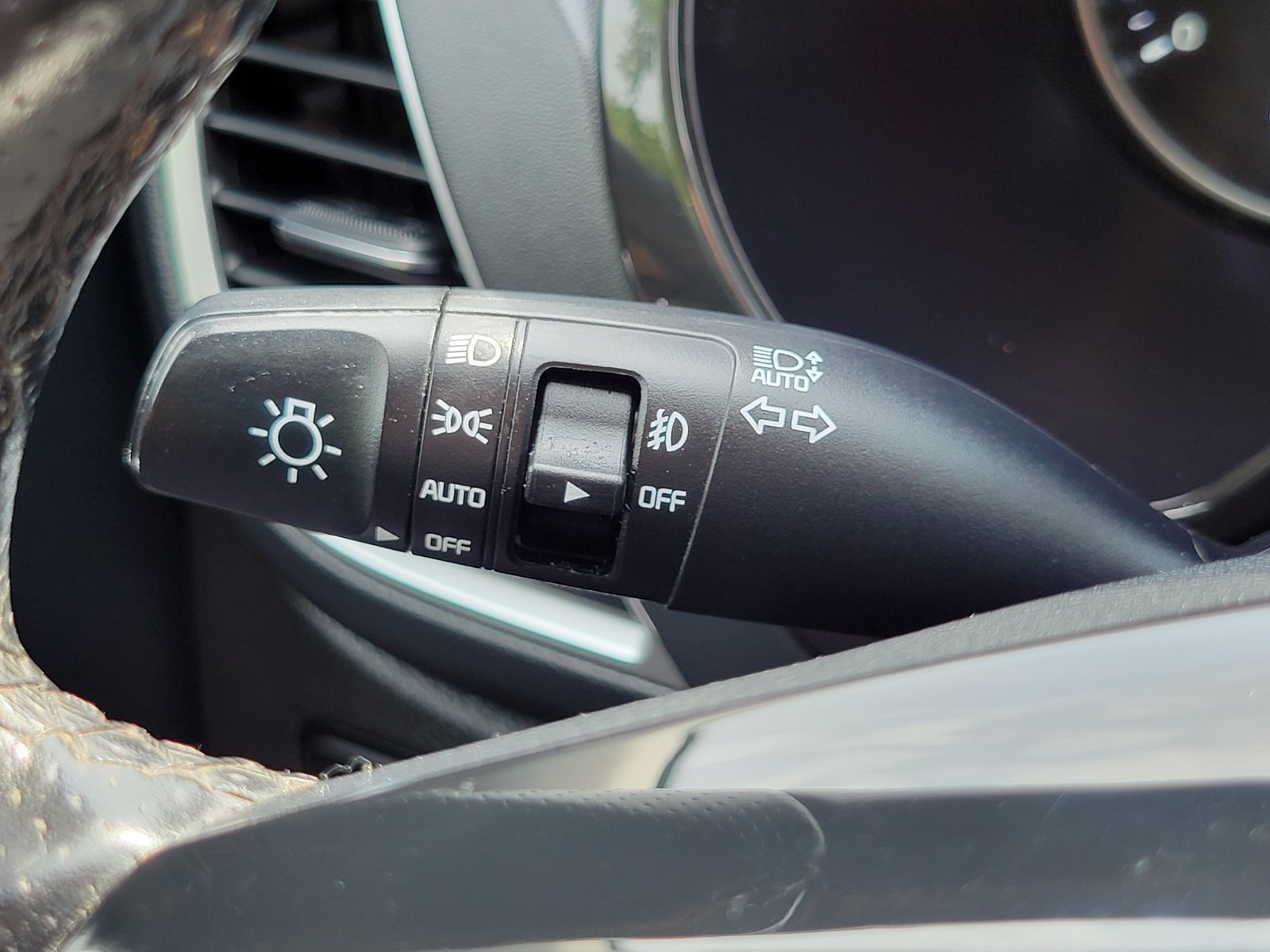 Used 2023 Kia Seltos SX AWD/4WD image 17