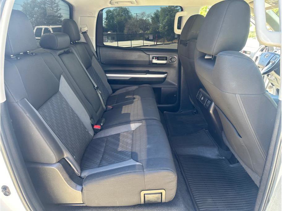Used 2015 Toyota Tundra SR5 w/ TRD Off Road Package AWD/4WD image 19