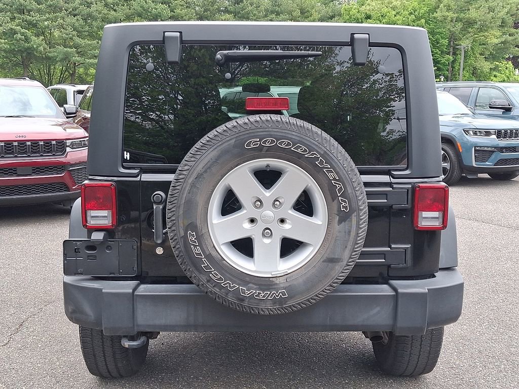 Used 2017 Jeep Wrangler Unlimited Sport w/ Quick Order Package 24S AWD/4WD image 5