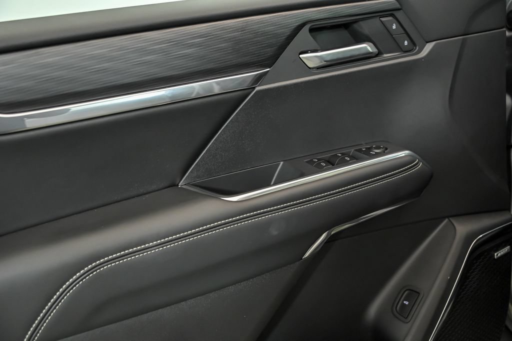 New 2026 GMC Acadia Elevation w/ Elevation Premium Package AWD/4WD image 5
