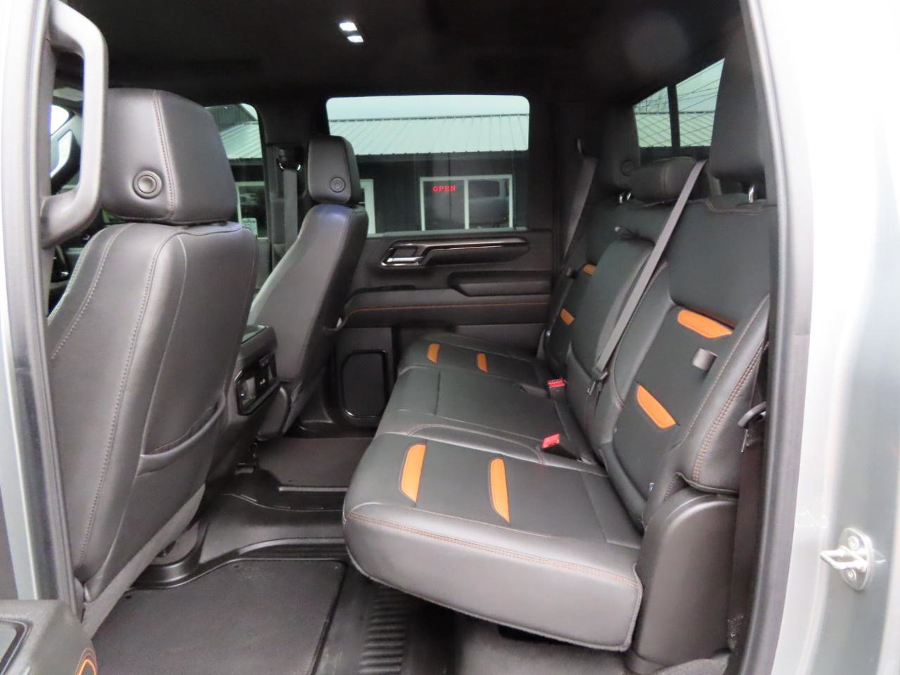 Used 2024 GMC Sierra 2500 AT4 w/ AT4 Premium Plus Package image 44