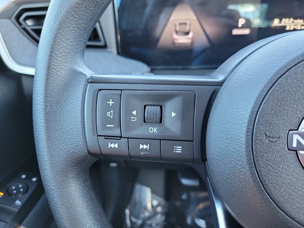 Used 2026 Nissan Kicks S FWD image 17