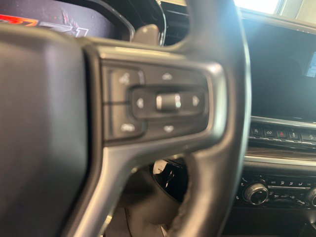 Used 2024 Chevrolet Silverado 1500 LT w/ Z71 Off-Road Package AWD/4WD image 18