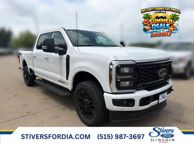 New 2026 Ford F250 Lariat w/ Black Appearance Package
