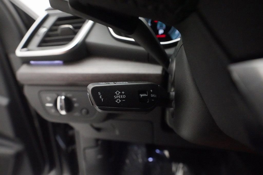 New 2025 Audi Q5 e Premium Plus image 20