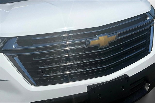 Used 2023 Chevrolet Traverse LT image 28