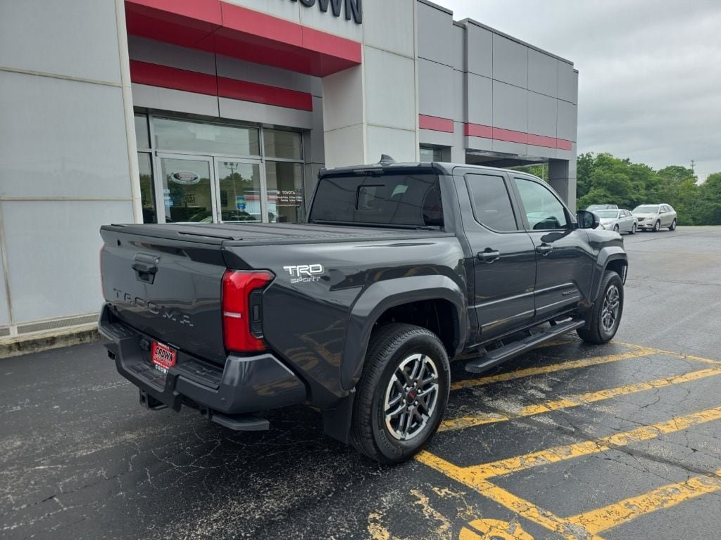 Used 2024 Toyota Tacoma TRD Sport AWD/4WD image 3