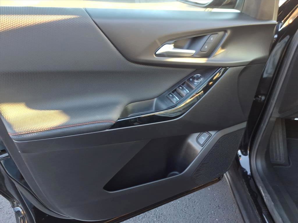 Used 2025 Chevrolet Equinox RS image 14