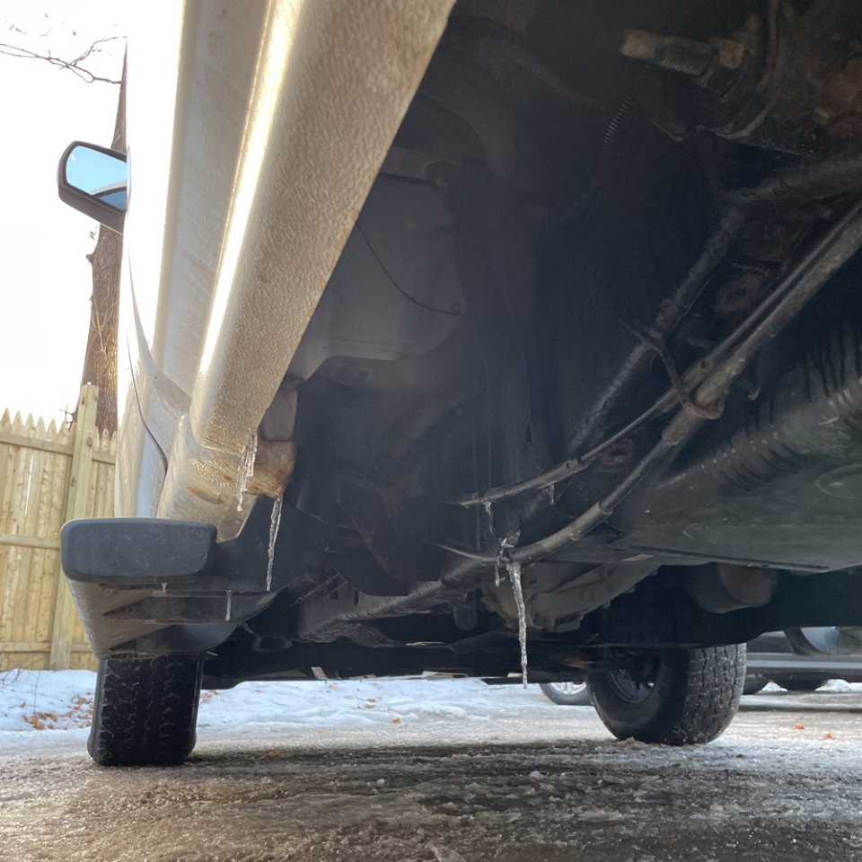 Used 2014 GMC Sierra 1500 4WD Reg Cab 133.0 w/ Snow Plow Prep Package image 22