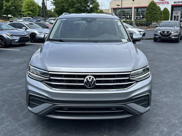 Used 2024 Volkswagen Tiguan SE AWD/4WD image 9