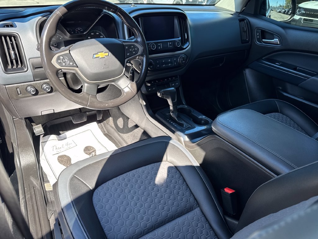Used 2015 Chevrolet Silverado 2500 LT AWD/4WD image 11