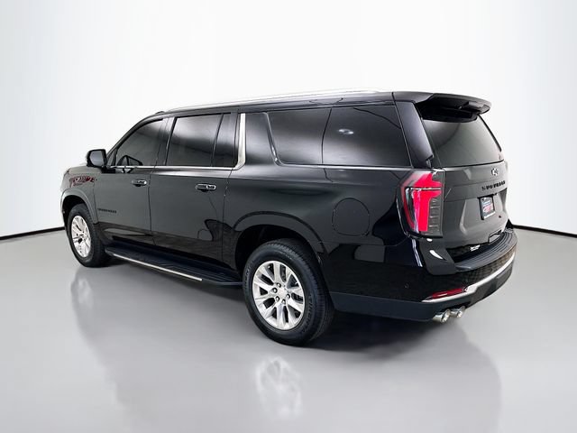 Used 2025 Chevrolet Suburban Premier AWD/4WD image 5