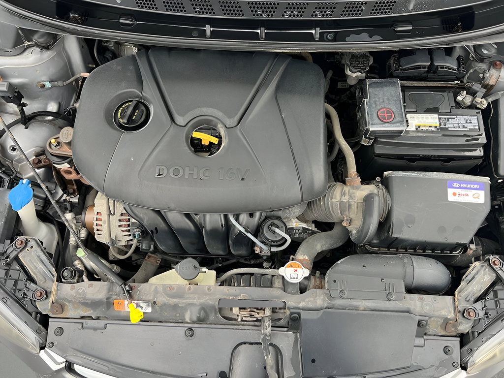 Used 2013 Hyundai Elantra GLS FWD image 10