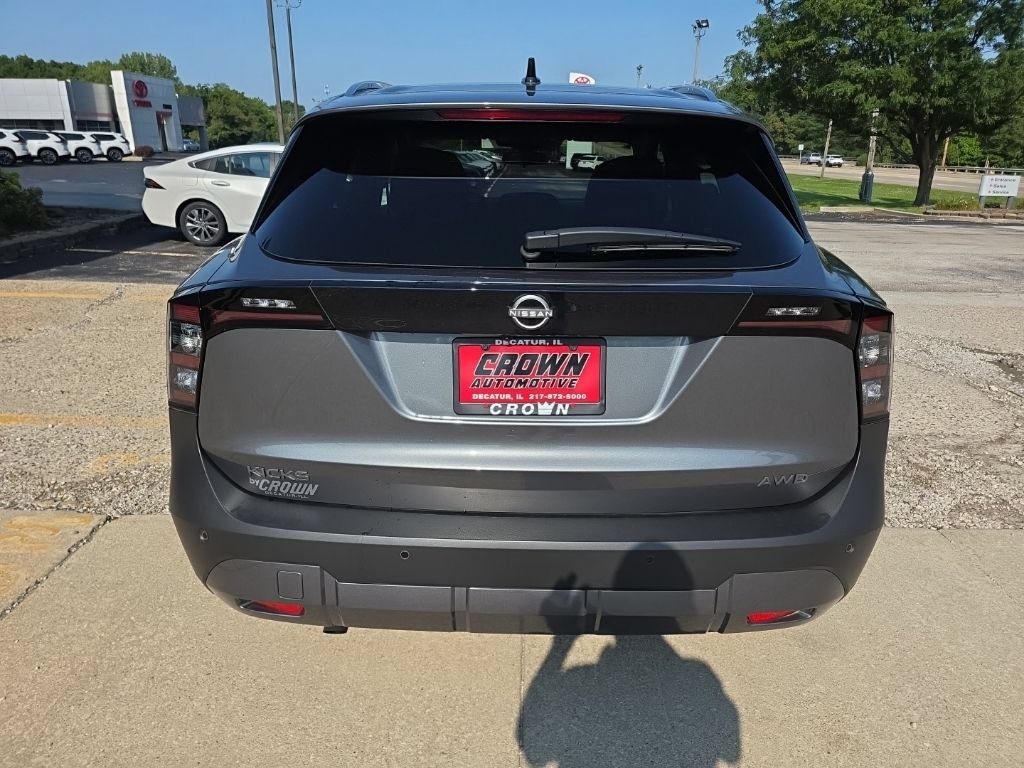 Used 2026 Nissan Kicks SV w/ Charging Package AWD/4WD image 4