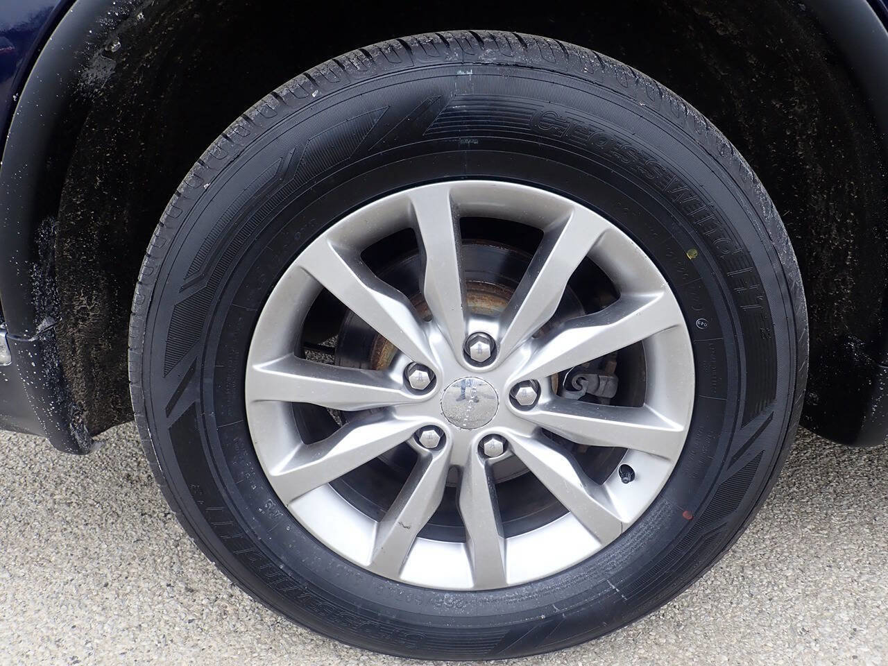 Used 2018 Dodge Durango SXT w/ 3rd Row Seating Group AWD/4WD image 32