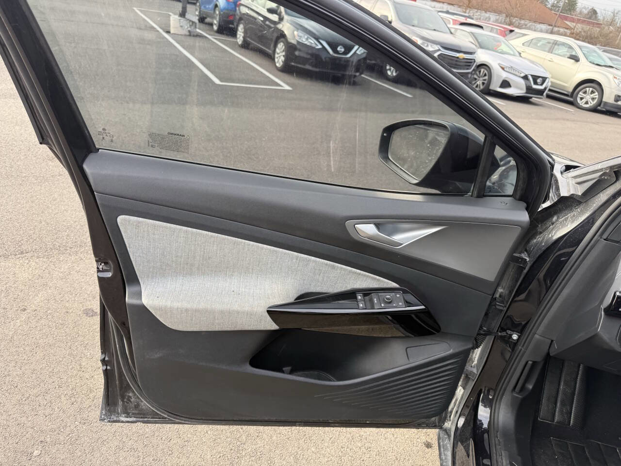 Used 2024 Volkswagen ID.4 2WD image 17