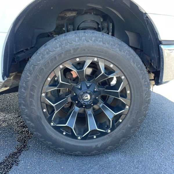 Used 2015 Ford F150 XLT w/ Equipment Group 301A Mid image 16