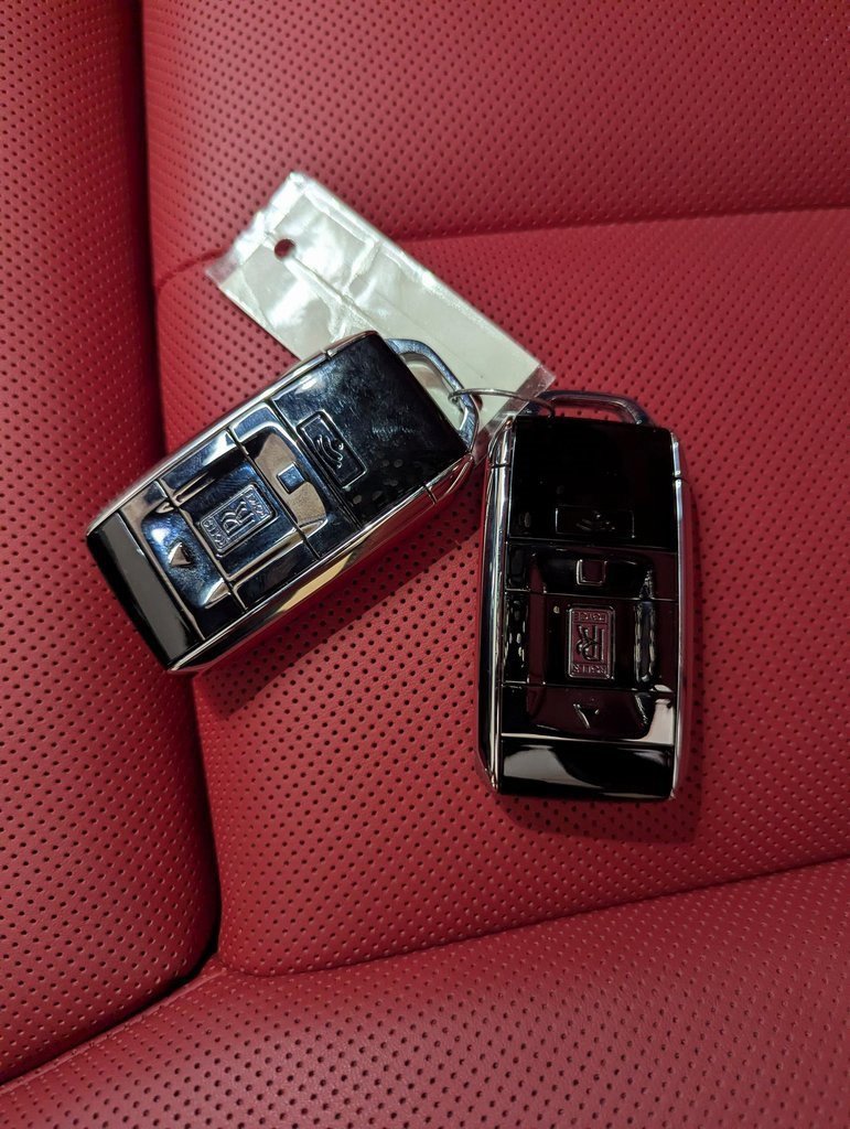 Used 2023 Rolls-Royce Cullinan image 36